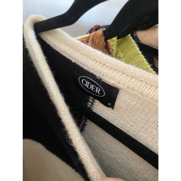 Cider Checkerboard Pullover Knit Cropped Sweater Black White Size Small - Picture 3 of 4